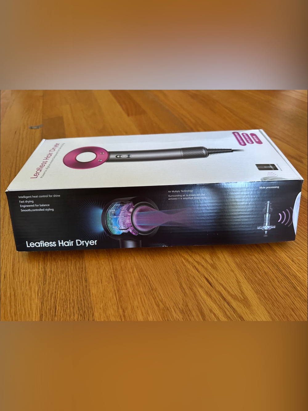- Lavender - Leafless Hair Dryer - w/1 attachment and wall mount - Picture 2 of 5